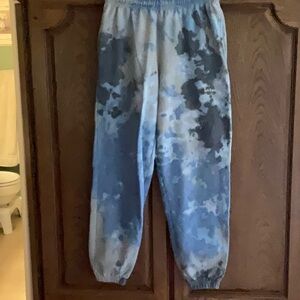 Blue Sweatpants with Tapered Ankle and Soft Fabric